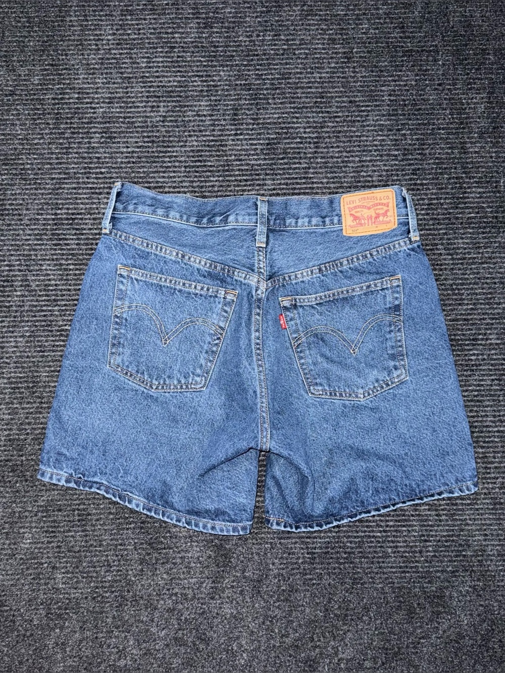 Levi’s 501 Mid Thigh Denim Shorts Women’s 30 Dark Blue Wash High Rise Button Fly